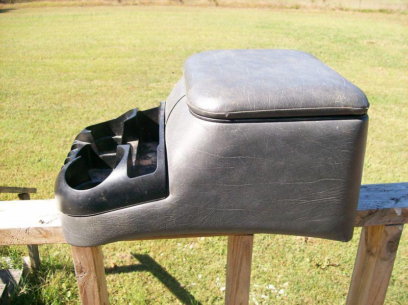 Seat console gray used  full size truck pickup 34211