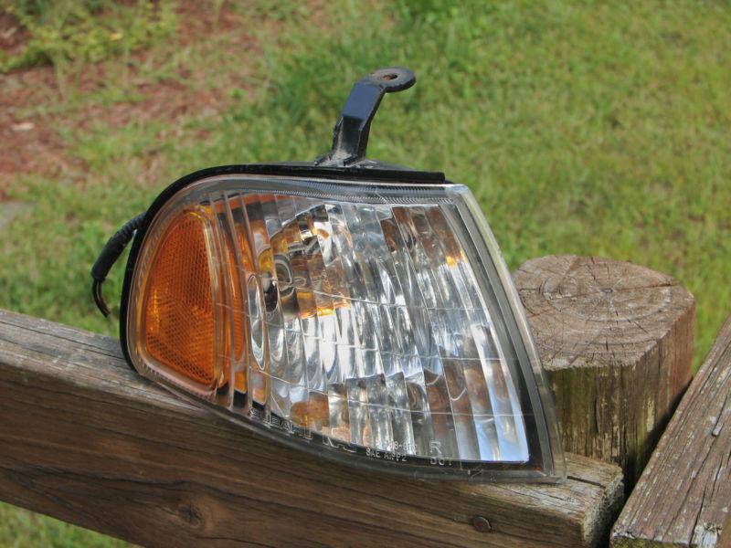 1998 1999 legacy park turn signal corner light sdn & wagon oem rh