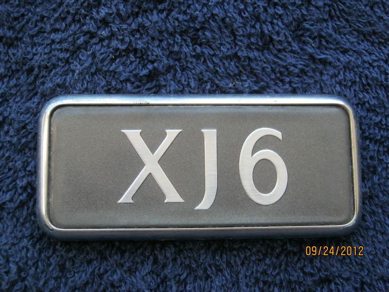  jaguar  xj6 rear trunk emblem logo 