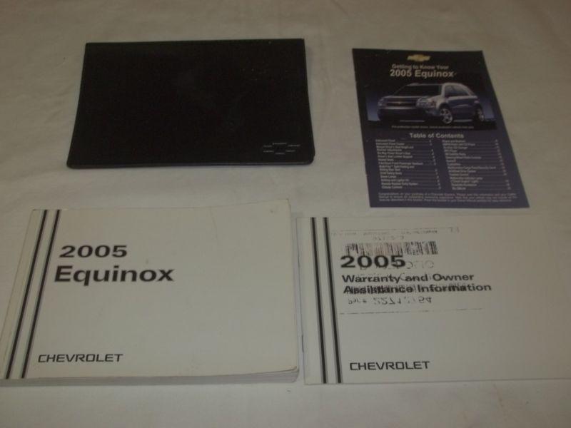 2005 chevrolet equinox owner's manual 4/pc.set & black chevrolet factory case.