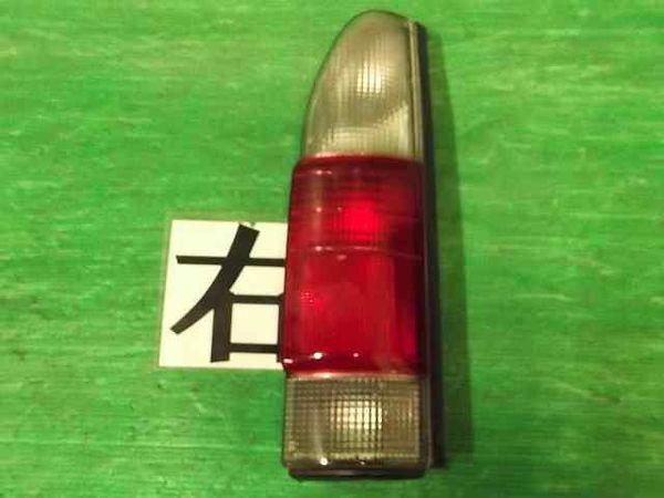 Daihatsu atrai 7 2001 rear right combination lamp [0615500]