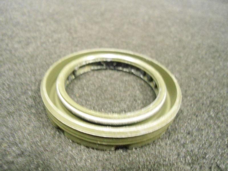 #26-888779 oil seal 1998 mercury mercruiser sterndrive inboard/outboard boat