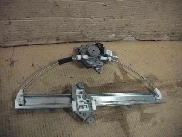 Nissan cube 2003 front left door regulator [0013220]