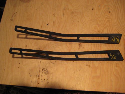 1988/89 bayliner windshield supports