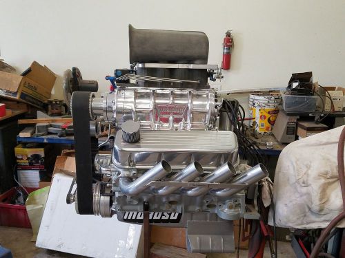 Bb chev race or boat engine