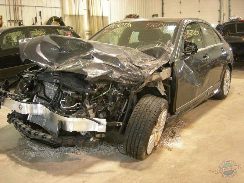 Carrier  mercedes c-class 589925 08 09 10 11 12 assy rear