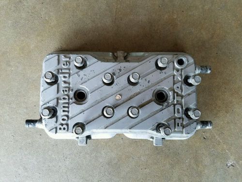 Seadoo 787 rfi cylinder head and cover