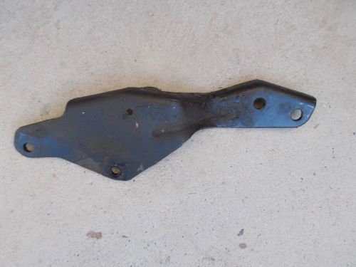 96 95-02 firebird v6 3.8l 4l60e auto transmission l/h driver bracket - oem