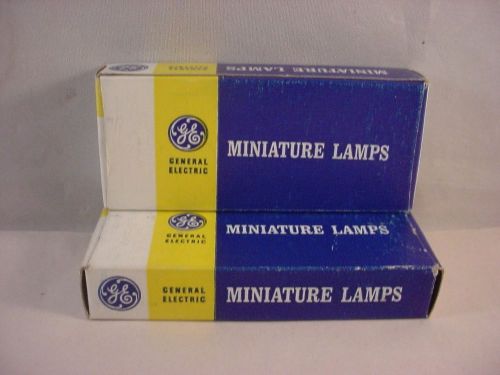 Lot of 2 full packages of 10 each #1815 ge 14v miniature lamps bulbs