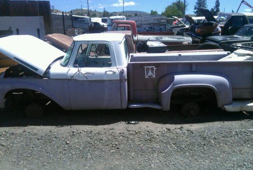 Parring out 40 ford trucks 1953-72 ford step side tailgate