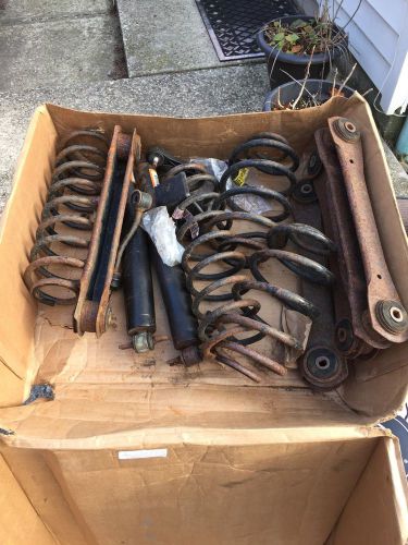 Jeep wrangler oem set coil springs 6 cylinder 4.0l tj 97-06 shocks, arms. used