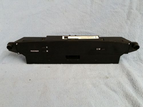 2002-2006 toyota camry le genuine oem clock module, 83910-33060