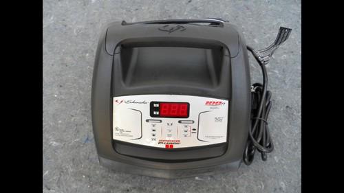 Used schumacher 100 amp car marine battery charger engine starter 6 /12 v xc103