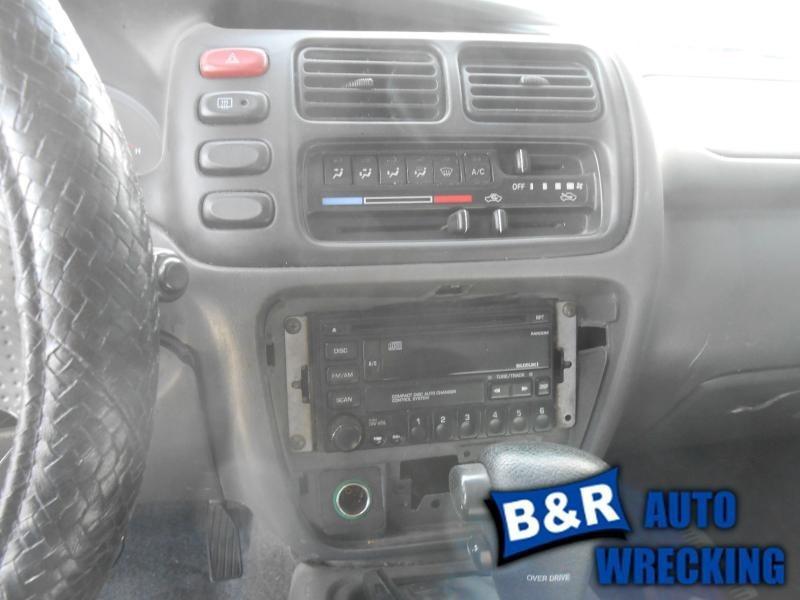 Radio/stereo for 01 02 suzuki vitara ~ xl-7 am-fm-cd player