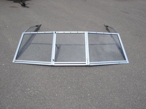 Nice 72&#034; bayliner capri-cuddy-1850-etc 5-piece boat windshield assembly