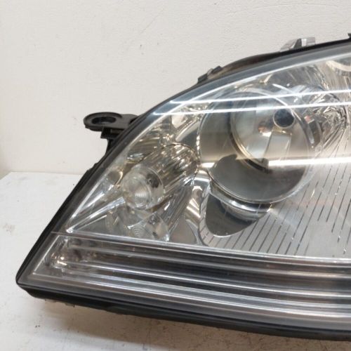 Mercedes-benz ml m-class w164 2005-2008 passenger side n/s xenon headlight