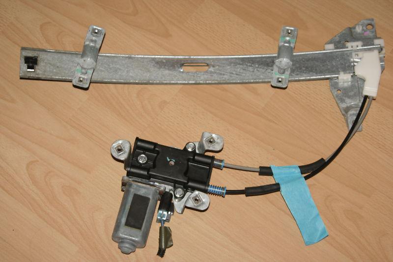 Oldsmobile intrigue,buick regal, century 97-05 power window regulator lh,front