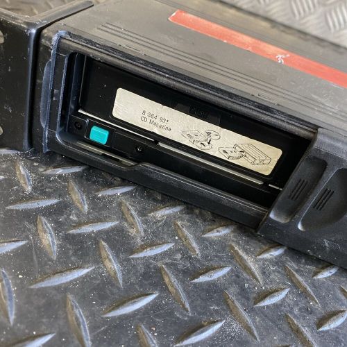 2002 bmw 3 series e46 6 discs cd changer with cartridge 6913389