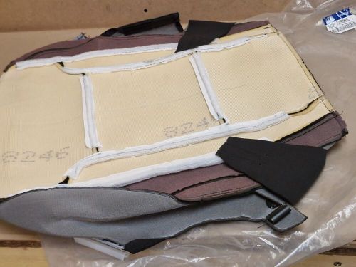 Hyundai i40 front right driver seat cover 2011-2019 882603z020v2k genuine new