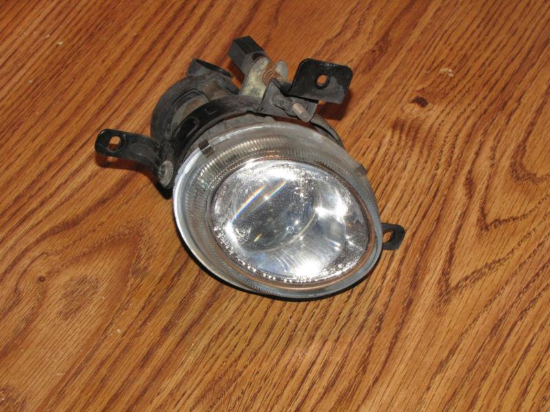 2002-2005 hyundai sonata fog light lh driver oem