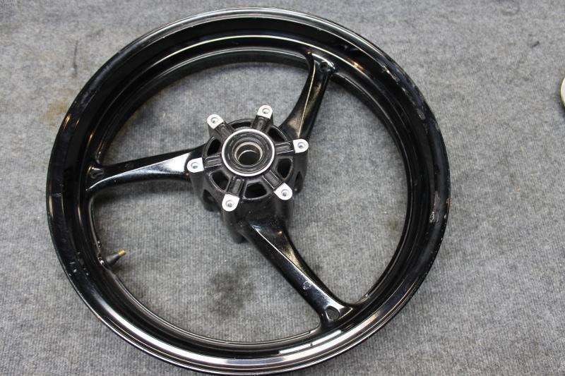 2008 gsxr 600 750 gsxr600 black front wheel rim 08 09