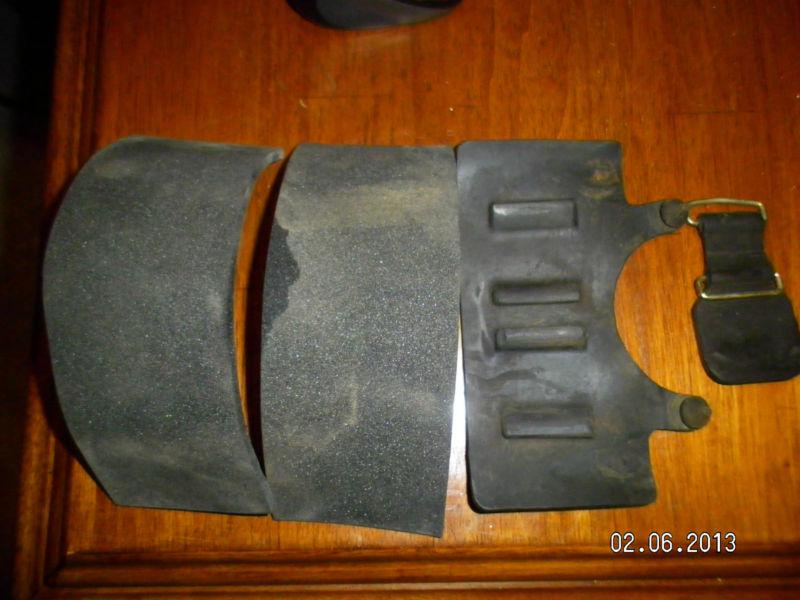 Yamaha 1978 it175 it 175 gas tank mounting rubber pads fuel parts 250 400