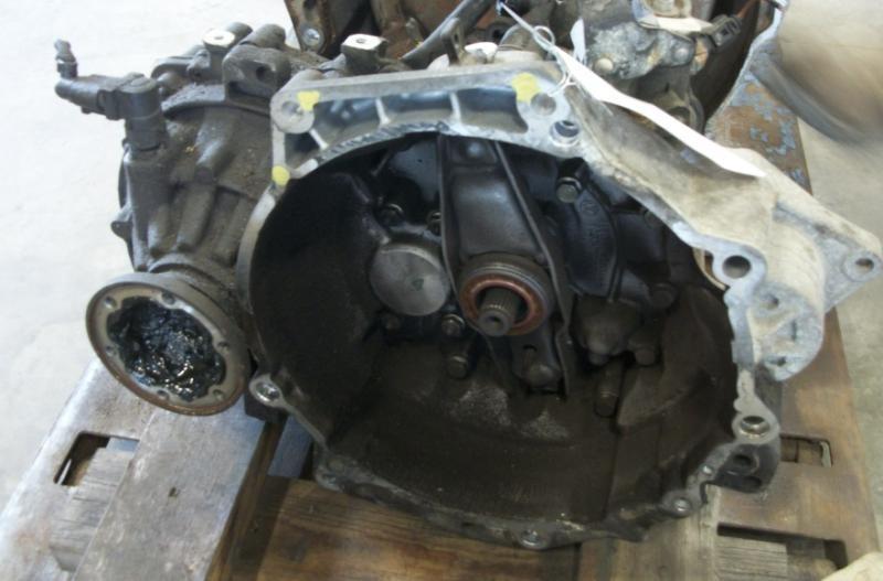 Manual transmission 99 00 01 vw beetle 2.0l trans code ebp 1098891