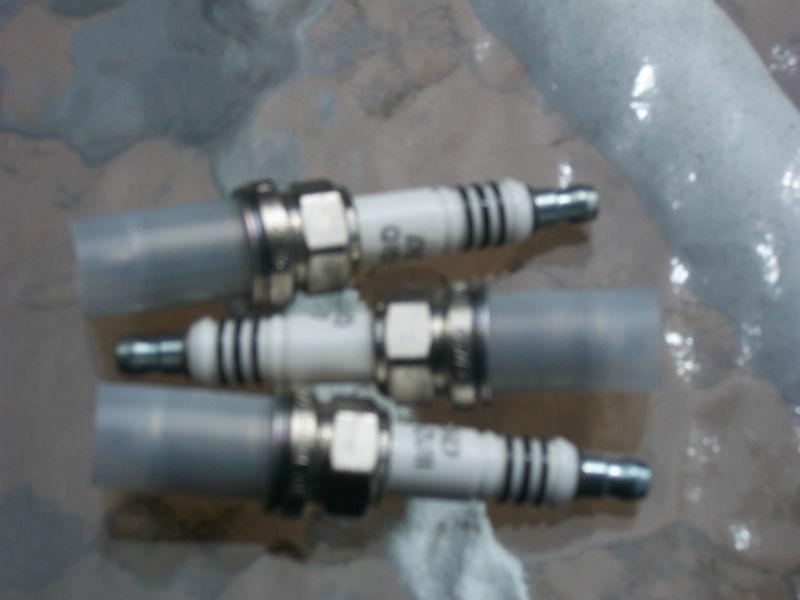 Racing spark plugs