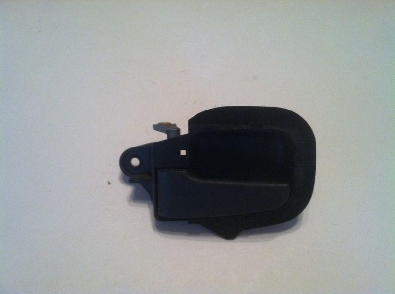 1993-94-95-96-97 bmw 325i left front inside door handle