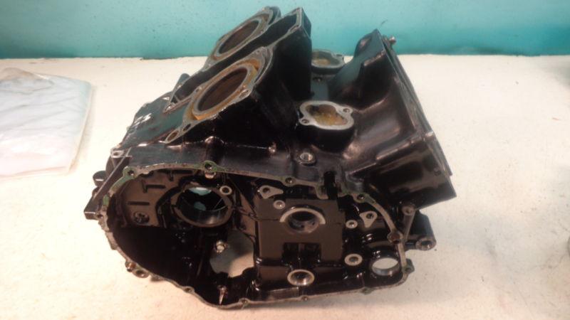 1985 honda vf500c engine motor crank cases hm599