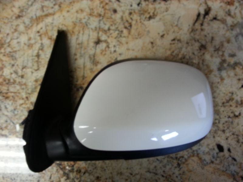 01-06 sequoia driver side view mirror left door lh white 