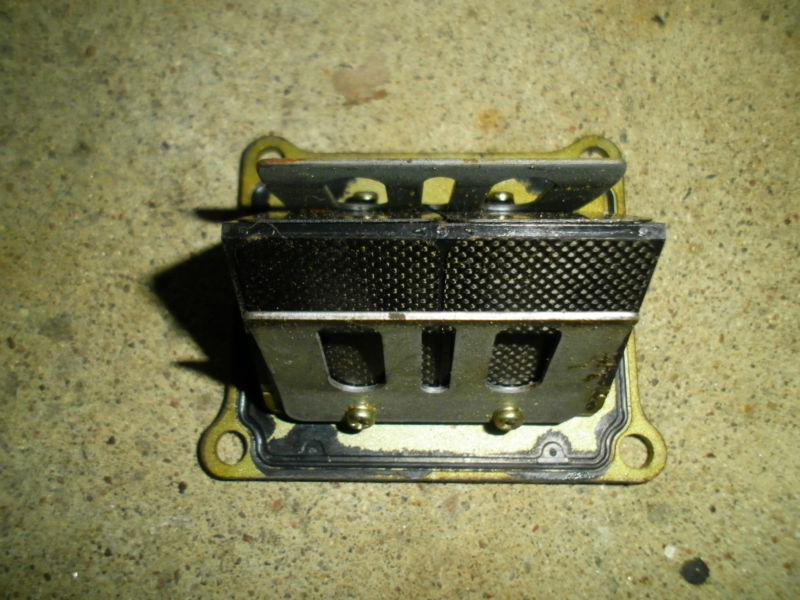 Suzuki rm 125 2000 intake manifold reedblock reed holder rm125 2000