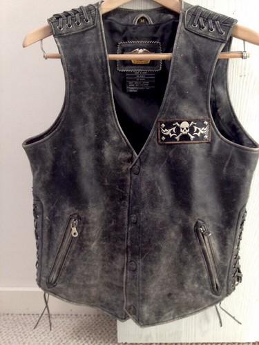 Harley-davidson black leather vest - m