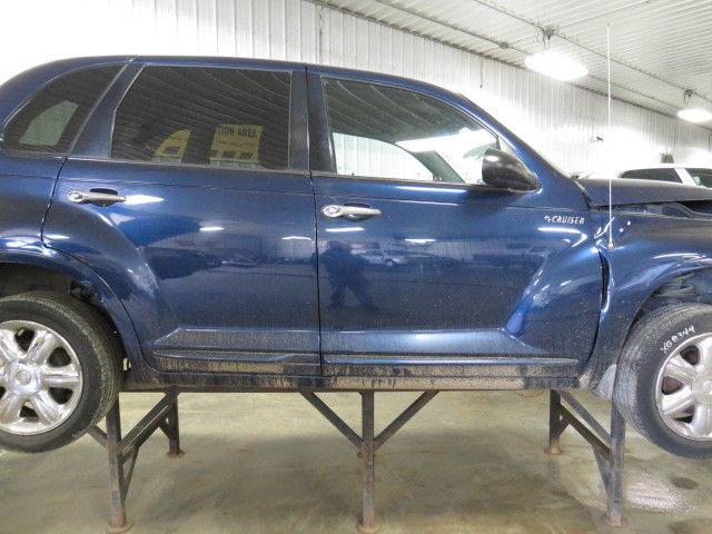 2003 chrysler pt cruiser front door right 2404096