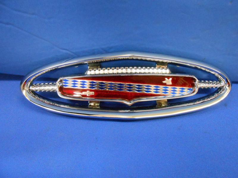 1953-53 buicks ;  ;  hood emblem