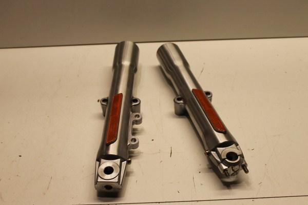 Harley davidson fork sliders legs below flstc flstn flstf 2000 - 2006