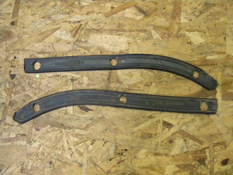 91 porsche 911 964 rear quarter to bumper seals