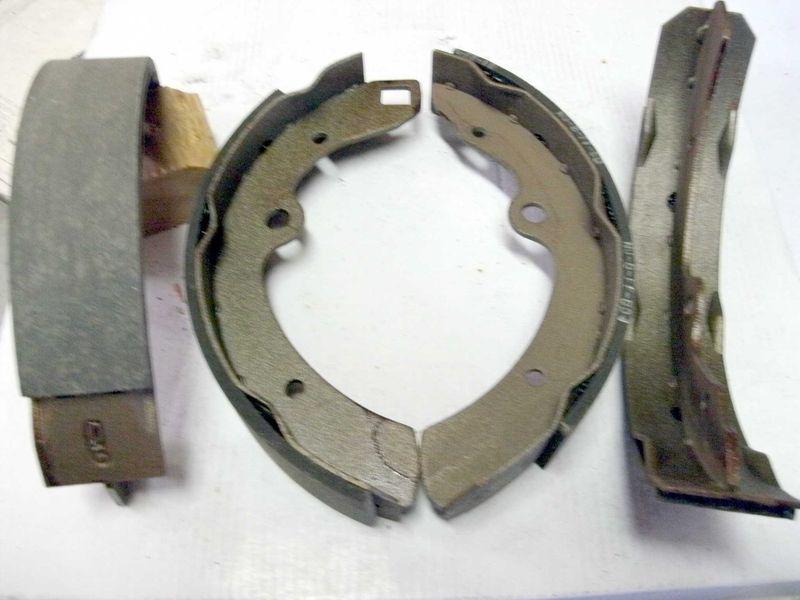 Bonded brake shoes 411 datsun nissan 240z 260z 280z  rear