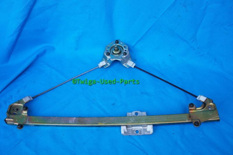 Suzuki sidekick geo tracker manual crank window regulator 89-98 rh