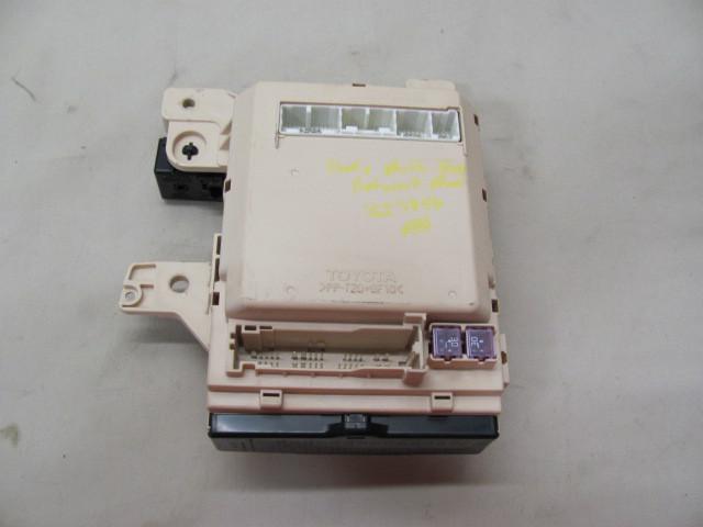 04 05 06 07 toyota sienna body multiplex network mod module 3i7846 1508843