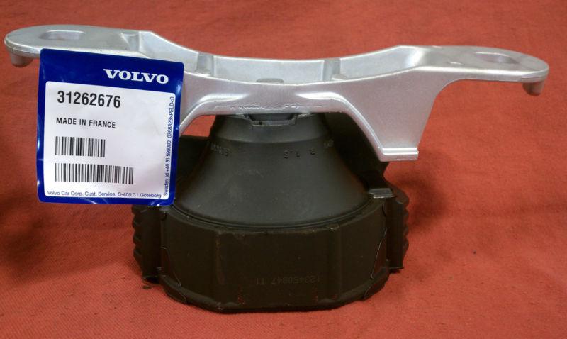 New genuine volvo engine mount