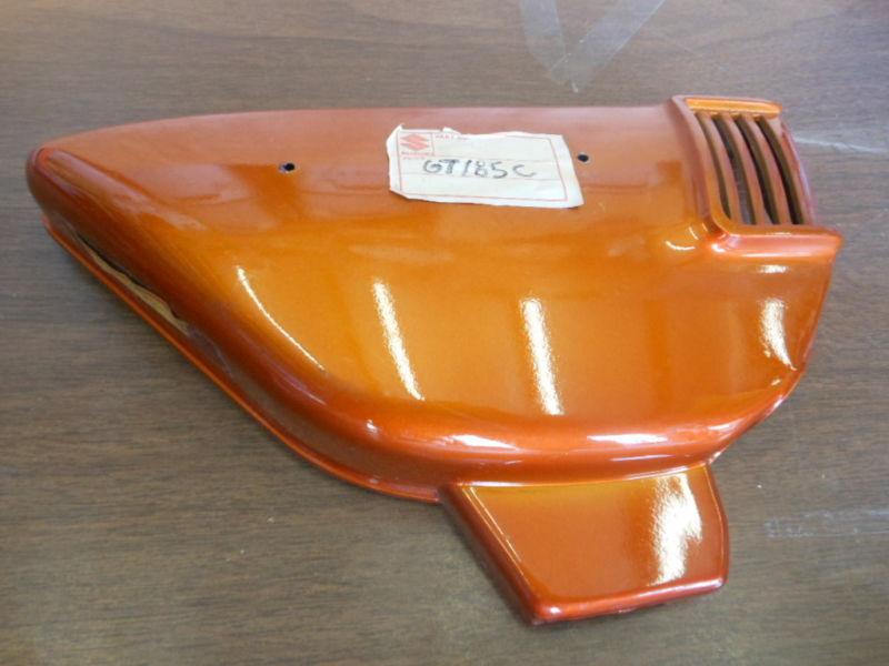 Nos suzuki 1974 gt185 adventurer right side cover 47111-36000-758