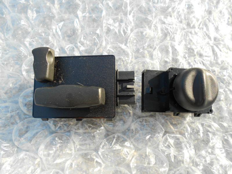 02-04 chevy gmc envoy trailblazer passenger side seat control switch rh