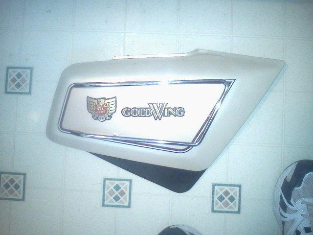 Honda goldwing gl1200 right side cover