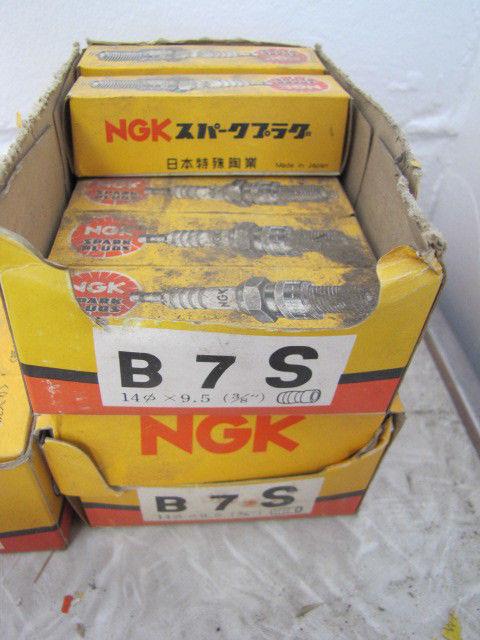 Vintage nos ngk spark plugs p/n b7s for motorcycle