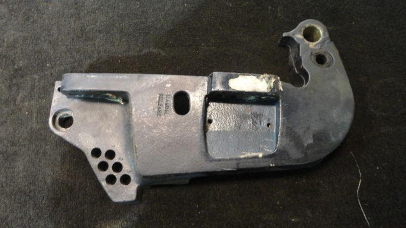 Port clamp bracket assy#0335416 for 1993 115hp evinrude outboard motor e115tlets