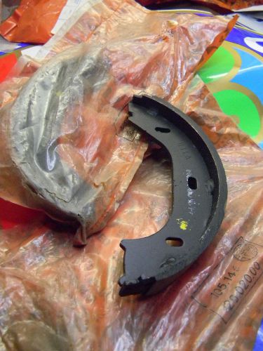 Alfa romeo spider gtv handbrake shoe set of 4 - nos