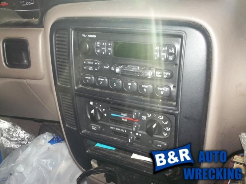 Radio/stereo for 99 00 01 02 03 windstar ~ am-fm cass/cd cont