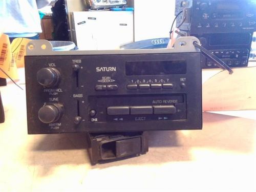 91 92 93 94 saturn s series sedan audio equipment am-fm-cass 185558