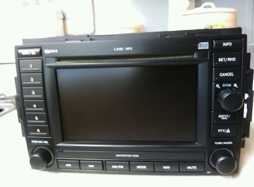 05-07 jeep magnum commander durango chrysler 300 navigation 6cd player radio oem